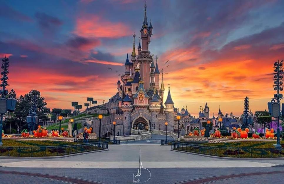 Disney Appartement Шеси Екстериор снимка