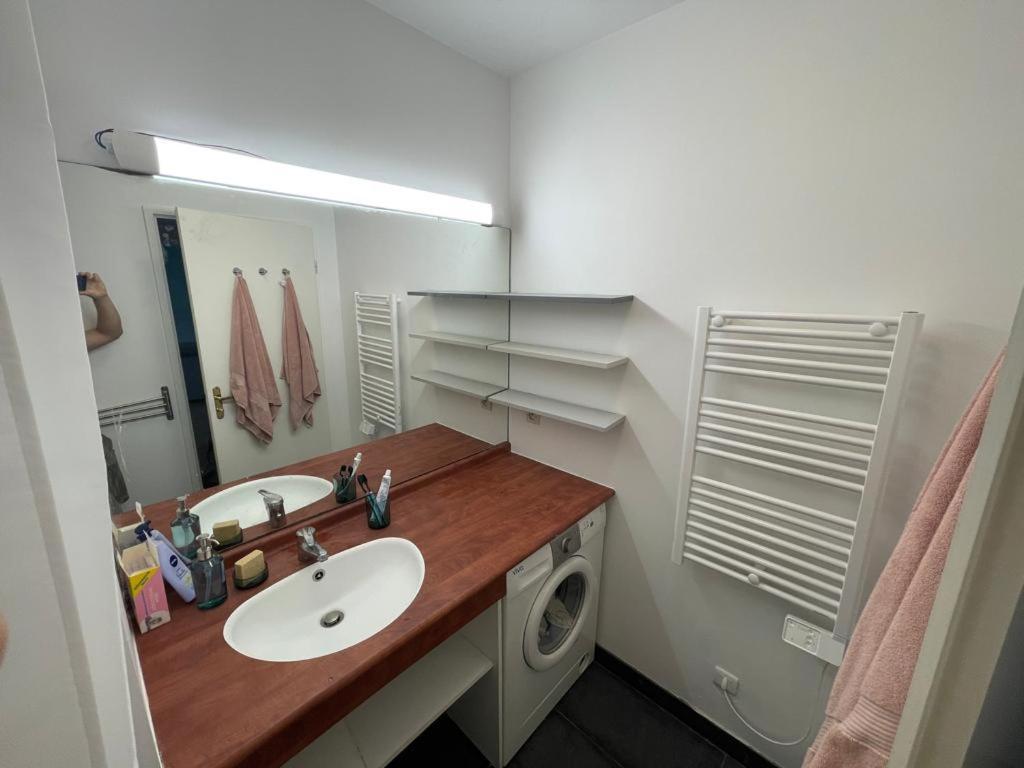 Disney Appartement Шеси Екстериор снимка